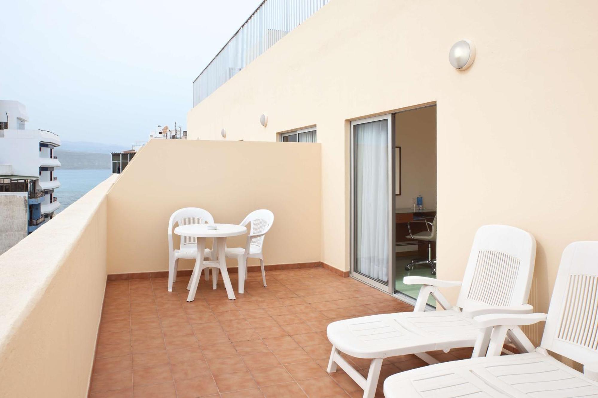 Nh Palmas Playa Canteras Hotel