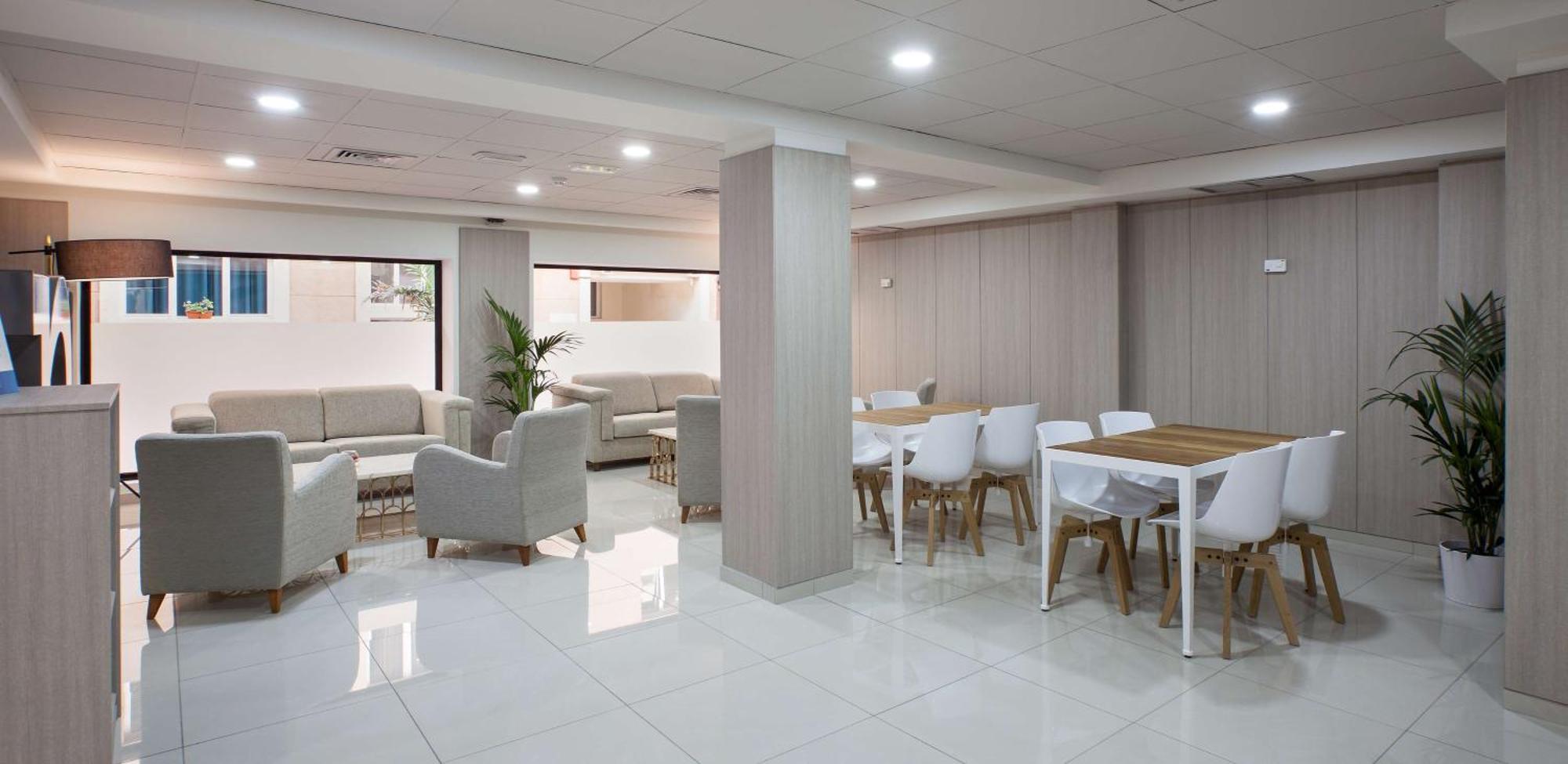 Nh Palmas Playa Canteras Hotel